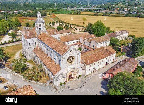 Veduta aerea dell'Abbazia di Fossanova e del complesso monastico