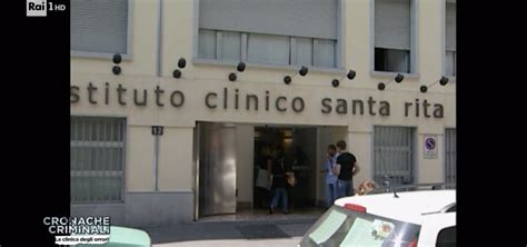 Foto esterna della Clinica Santa Rita a Cirò Marina