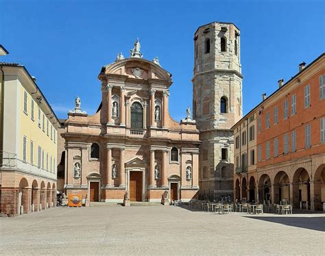 Vista aerea della Basilica di San Prospero a Reggio Emilia