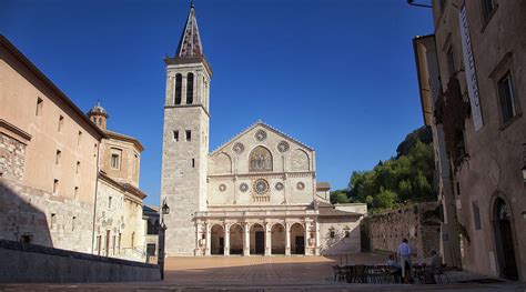Vista panoramica della Cattedrale di Santa Maria Assunta a Spoleto