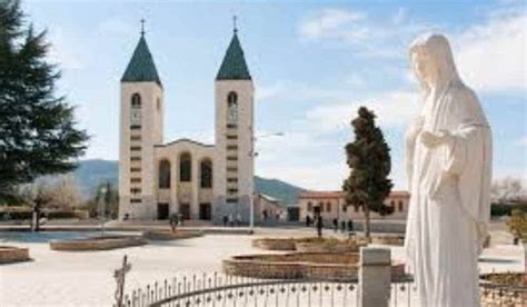 Chiesa di San Giacomo e luogo delle apparizioni a Medjugorje