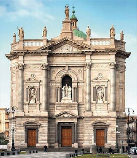 Facciata neoclassica del Santuario di San Giuseppe
