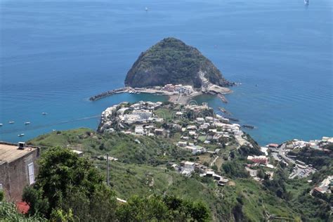 Veduta panoramica di Serrara Fontana, Ischia