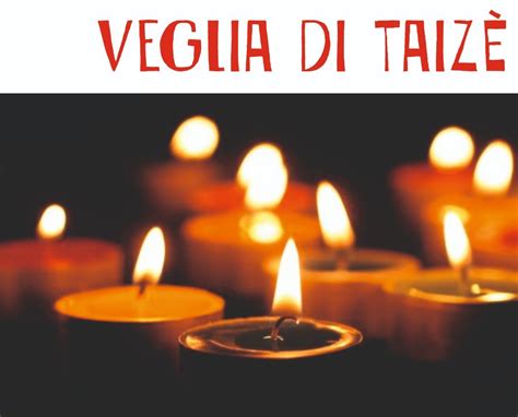 Foto di gruppo di una veglia di preghiera con il vescovo