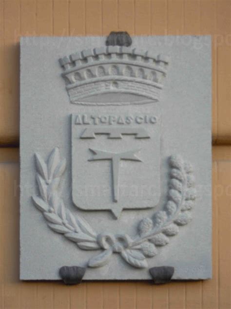stemma dei Cavalieri del Tau di Altopascio