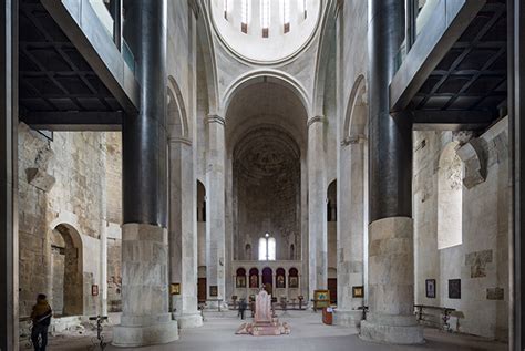Dettaglio dell'architettura e delle sculture della Cattedrale di Bagrati