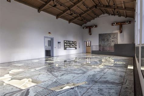 Museo della Forma Urbis al Celio: vista sull'allestimento con frammenti