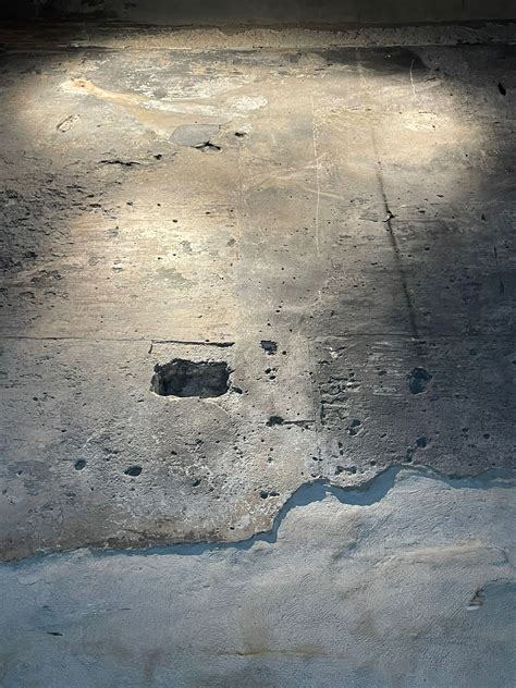 Ricostruzione dell'affresco del Crocifisso di Bartolomeo Navarrete a Porta dei Greci, Palermo