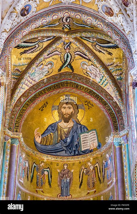 Mosaico del Cristo Pantocrator nella Cattedrale di Cefalù