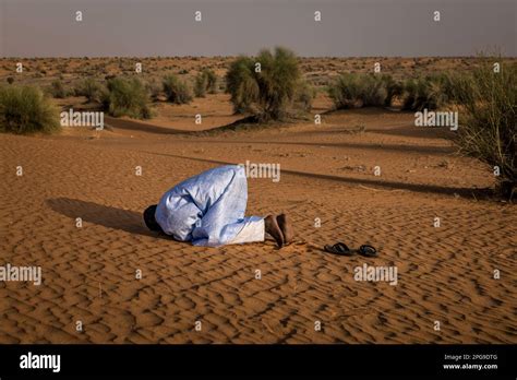 Città trazionista di Londra in movimento nel deserto