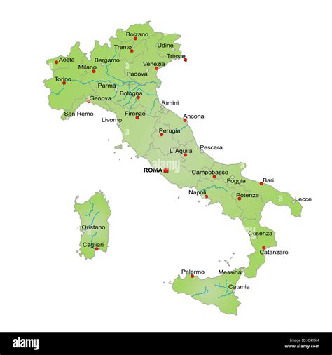 Mappa stilizzata dell'Italia con simboli di passione su città chiave.