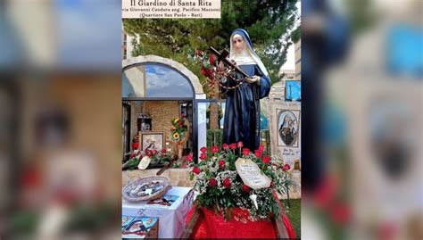 Tematica: La devozione a Santa Rita nel Salento, fedeli in preghiera