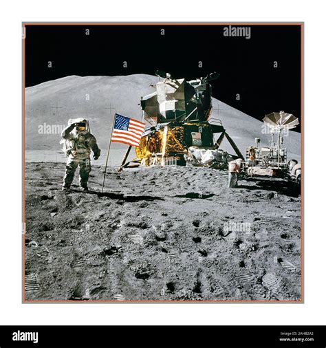 Foto di James Irwin sulla superficie lunare con il Modulo Lunare