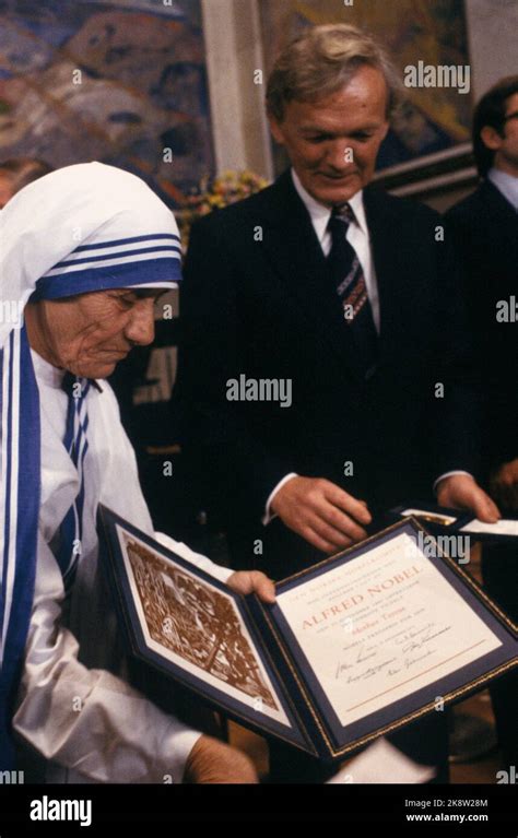 Madre Teresa riceve il Premio Nobel per la Pace a Oslo