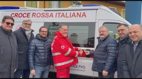 Immagine della Fiat Ducato donata alla Croce Rossa
