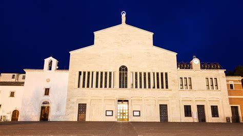 Santuario di San Giovanni Rotondo, afflusso di pellegrini