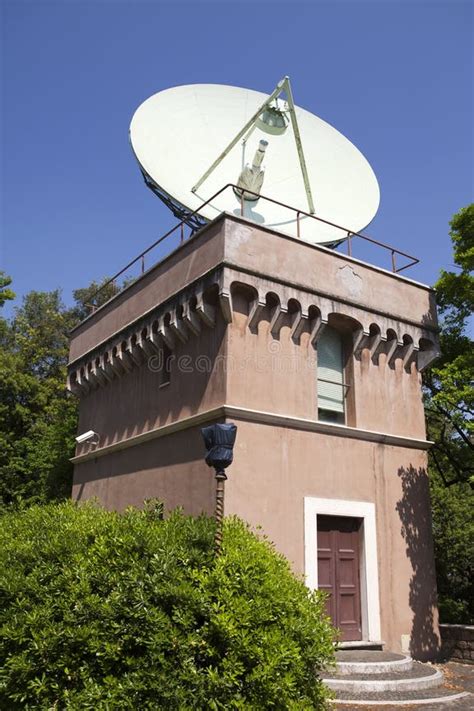 Edificio storico di Radio Vaticana nei Giardini Vaticani