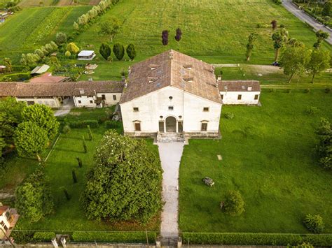 Architettura di Villa Valmarana Bressan, Monticello Conte Otto