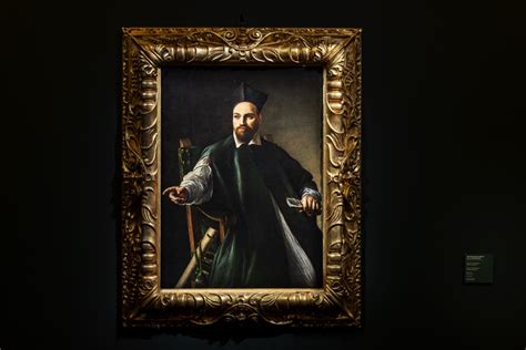 Ritratto di Monsignor Mario Toso in abiti ecclesiastici