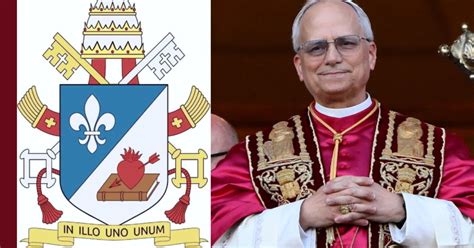 Stemma di un Cardinale e dello stemma papale sulla facciata di una chiesa titolare