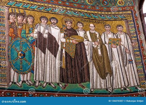 Mosaico bizantino di Ravenna o vista panoramica di Comacchio con i suoi canali.