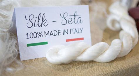 Infografica sulla filiera della seta in Italia