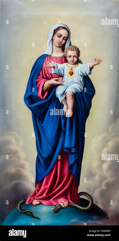 Rappresentazione artistica della Vergine Maria con Gesù Bambino