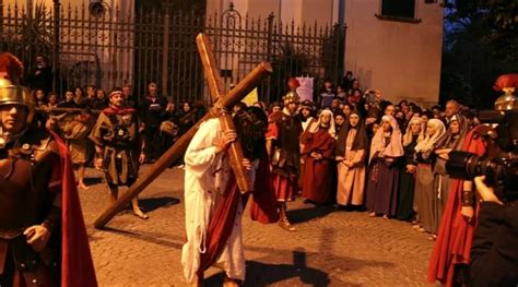 Processione della Via Crucis