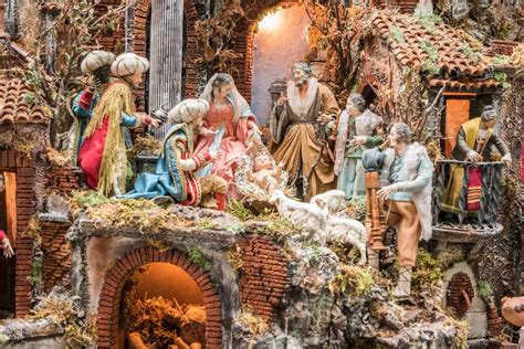 Tematica foto del presepe tradizionale in casa