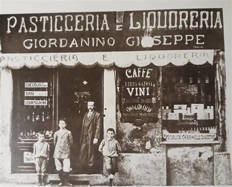 Foto storica della Pasticceria Campidoglio o di Sant'Agata di Militello degli anni '30