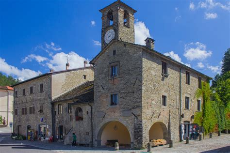 Veduta panoramica di Palazzuolo sul Senio con la Chiesa di Santo Stefano in evidenza