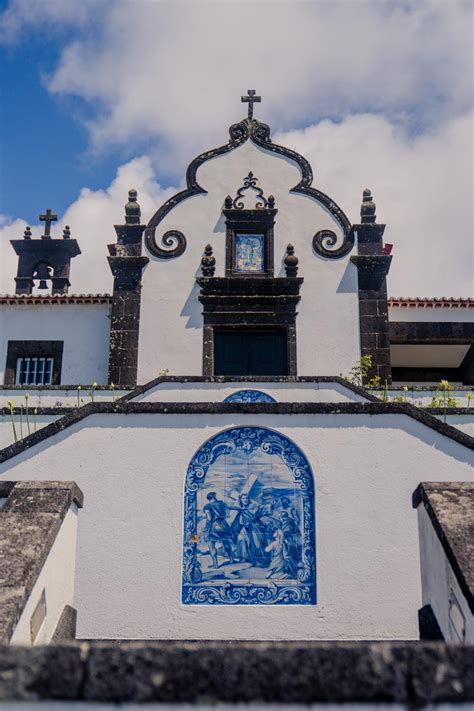 Dettaglio degli azulejos lungo la scalinata dell'Ermida de Nossa Senhora da Paz