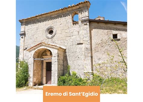Foto esterna dell'Eremo di San Zenobio nella Valle Suppentonia