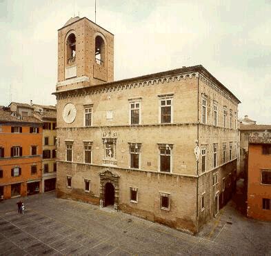 Foto storica del Palazzo della Signoria a Jesi