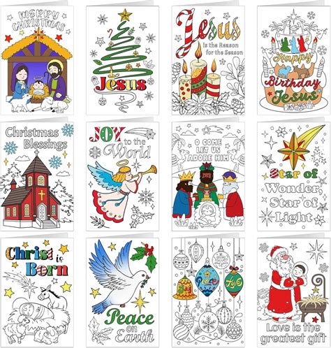 Bambini che creano decorazioni natalizie a tema religioso