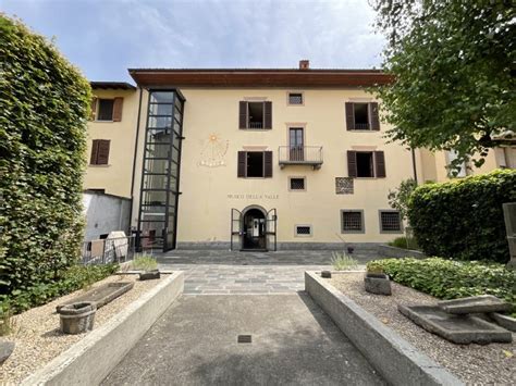 Foto esterna del Museo Parrocchiale di Zogno in Via Umberto I