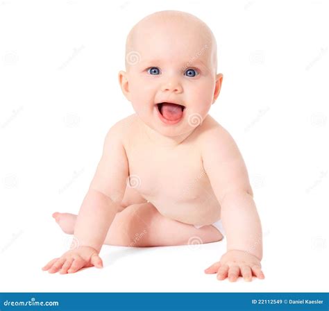 Bambino piccolo che vocalizza felice