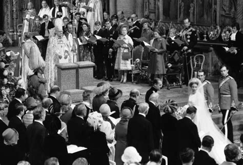 Foto panoramica dell'Abbazia di Westminster durante un matrimonio reale