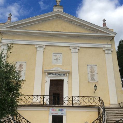 Foto esterna del Santuario 