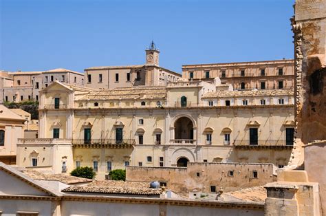 Vista panoramica dalla terrazza del Convento di Santa Chiara a Noto