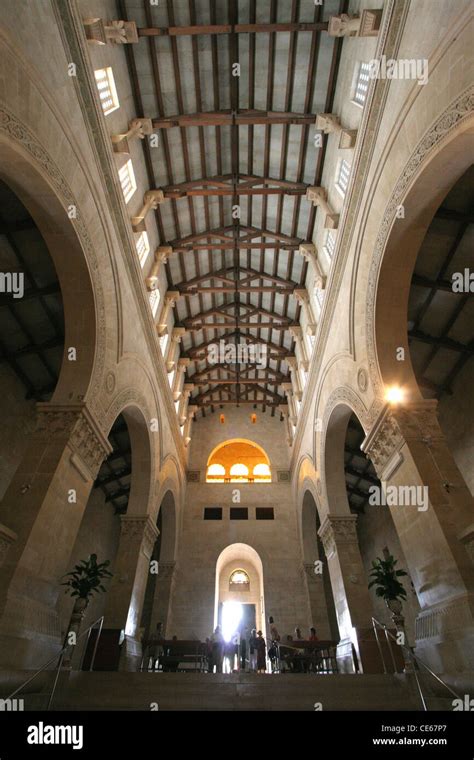 La Basilica della Trasfigurazione sul Monte Tabor, con i suoi campanili gemelli.