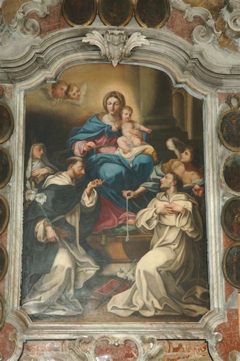 Raffigurazione iconografica classica della Madonna del Rosario con veste azzurra e corona, ispirata allo stile della Controriforma