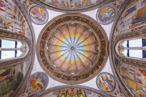 Foto storica della cappella provvisoria costruita tra le macerie di Montecassino