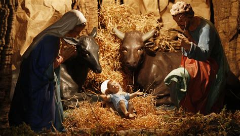 Dettaglio della Sacra Famiglia con bue e asinello nella Natività Mistica