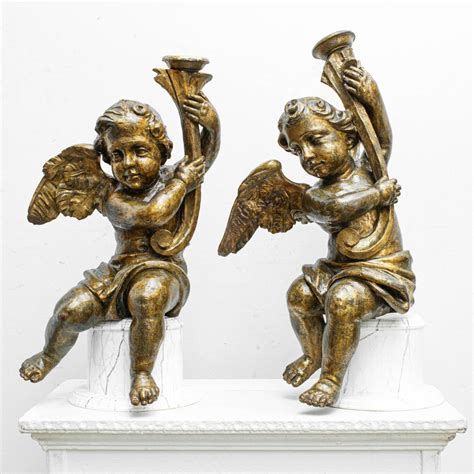 Angeli portacero di Giusto Le Court sull'altare maggiore