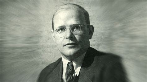 Ritratto di Dietrich Bonhoeffer in bianco e nero