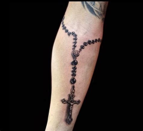 disegni di tatuaggi rosario in stile realistico e semplice