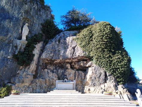 Foto della Grotta di Lourdes di Trissino