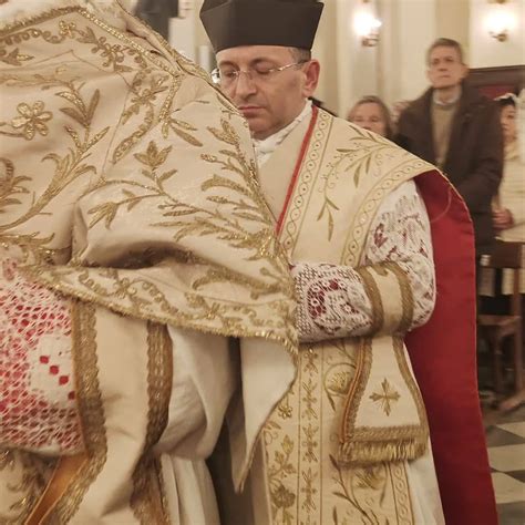 Infografica sulle cause della secolarizzazione e della perdita del senso del sacro