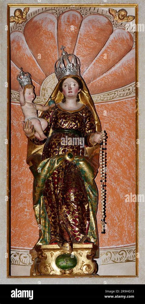 Illustrazione dell'apparizione della Madonna a Silvana o della statua lignea della Vergine del Sorriso